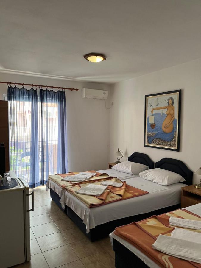 Apartmani Goran I Jelena Zec Будва Экстерьер фото